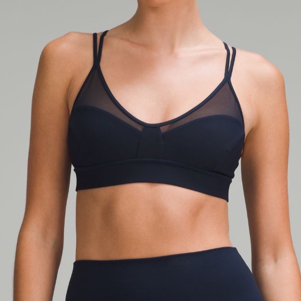 Lululemon | size 4 | true navy anew bra